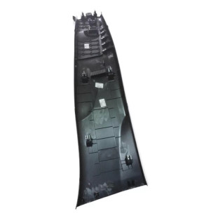 Moldura Coluna Central Chevrolet Onix 2020 a 2021 - Esquerdo - Original