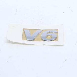 Emblema V6 Volkswagen Virtus 2018 a 2022 - Traseiro - Original