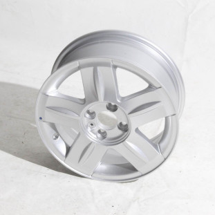 Roda Liga Aro 15 Renault Megane 1997 a 2009 - Esquerdo ou Direito / Dianteiro ou Traseiro / Externo - Original