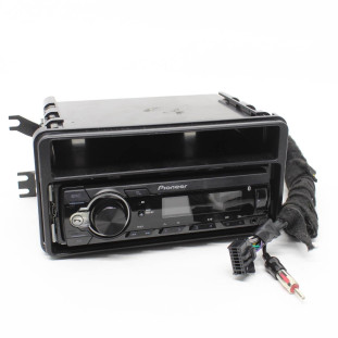 Som e console Toyota Hilux 1991 a 2021 - Pioneer