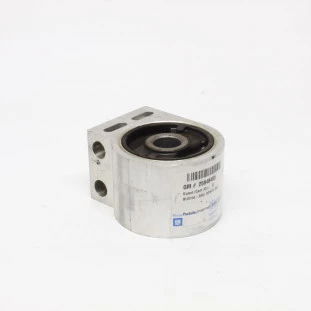 Bucha do Braço de Controle Chevrolet Captiva 2009 a 2017 - Motorista ou Passageiro / Dianteiro - Original