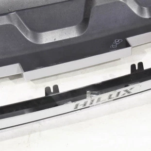 Capa Para-choque Toyota Hilux 2016 a 2018 - Dianteiro - Original