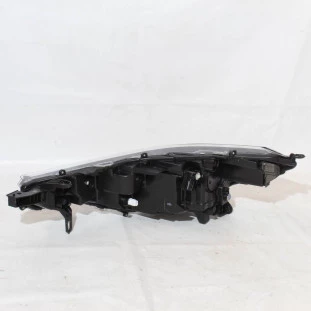 Farol Direito Toyota Ccross 2022 - Direito / Dianteiro - Original