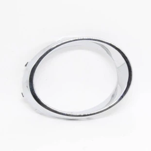 Grade Moldura Farol de Neblina Volkswagen Voyage 2009 a 2014 - Esquerdo / Dianteiro / Externo - Original