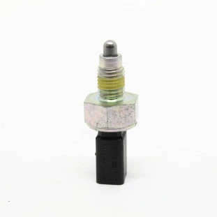 Interruptor Luz de Ré Volkswagen Polo 2009 a 2021 - Traseiro - Original