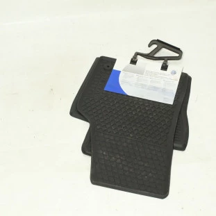 Jogo Tapete Volkswagen Jetta 2011 a 2016 - Dianteiro - Original