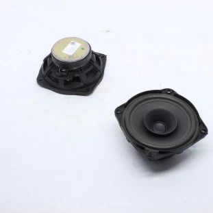 Kit Alto Falantes Volkswagen Voyage 2013 a 2016 - Dianteiro - Original