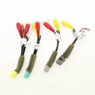 Kit Chicote Cabos Auxiliares do Som Mitsubishi L200 2018 a 2021 - Dianteiro / Interno - Original