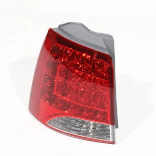 Lanterna da Tampa Kia Sorento 2009 a 2013 - Esquerdo / Traseiro / Externo - Original