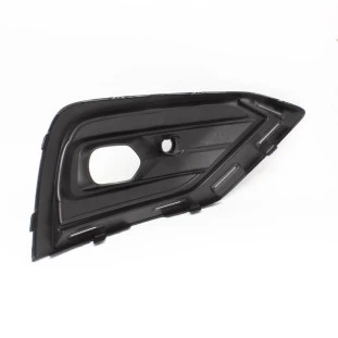 Moldura Farol Neblina Volvo V60 2019 a 2020 - Esquerdo / Dianteiro - Original