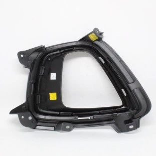 Moldura Farol de Neblina Kia Sorento 2014 a 2018 - Motorista / Dianteiro / Externo / Inferior - Original