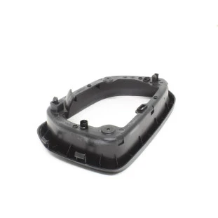 Moldura da Carcaça Espelho Retrovisor Chevrolet Onix 2020 a 2021 - Direito - Original