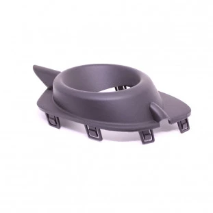 Moldura do Farol de Neblina Mitsubishi L200 2008 a 2022 - Motorista - Original