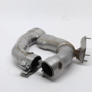 Ponteira de Escape Dupla Volvo Xc60 2020 a 2021 - Traseiro - Original