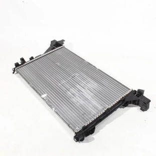 Radiador de Água Renault Master11m3 2005 a 2013 - Dianteiro - Original