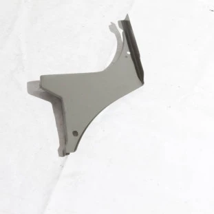 Suporte Para-Lama Renault Duster 2012 a 2022 - Direito / Dianteiro / Externo / Inferior - Original