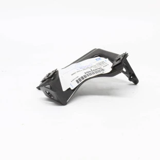 Suporte do Paralama Chevrolet Cruze 2012 a 2016 - Direito / Dianteiro / Inferior - Original