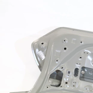Tampa do Porta-malas Nissan Kicks 2017 a 2020 - Traseiro / Externo - Original