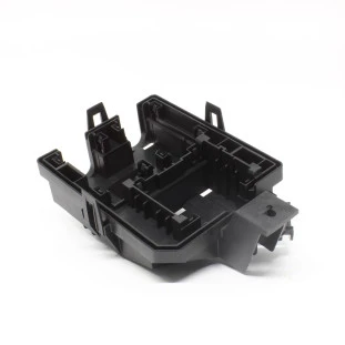 Base Caixa de Fusíveis Chevrolet Tracker 2014 a 2019 - Original