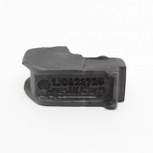 Batente do Capo Volkswagen Golf 2000 a 2014 - Dianteiro - Original