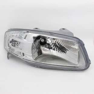 Farol Volkswagen Saveiro 2006 a 2010 - Passageiro / Dianteiro - Arteb