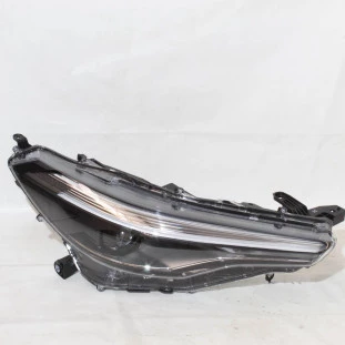 Farol Direito Toyota Ccross 2022 - Direito / Dianteiro - Original
