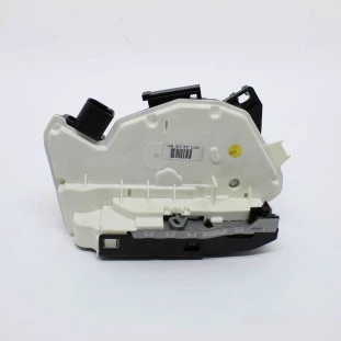 Fechadura da Porta Elétrica Volkswagen Cc 2010 a 2016 - Direito / Dianteiro - Original