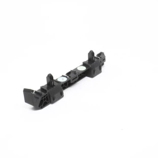 Guia Parachoque Chevrolet Cobalt 2016 a 2020 - Esquerdo / Dianteiro - Original