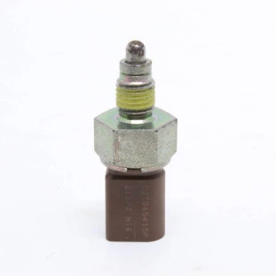 Interruptor da Luz de Ré Volkswagen Passat 2006 a 2019 - Volkswagen