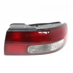 Lanterna Kia Sephia 1996 a 1997 - Direito / Traseiro - Original