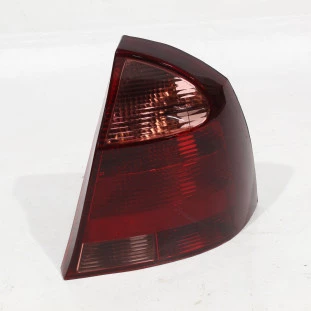 Lanterna Chevrolet Corsa 2008 a 2012 - Direito / Traseiro / Externo - Original