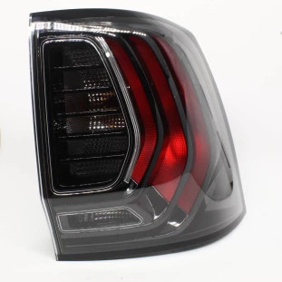 Lanterna Renault Oroch 2022 - Direito / Traseiro - Original