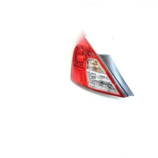 Lanterna Nissan Versa 2012 a 2017 - Direito / Traseiro - Original