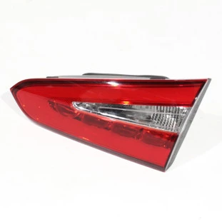 Lanterna Tampa Kia Cerato 2012 a 2016 - Passageiro / Traseiro - Original