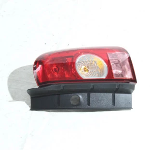 Lanterna Traseira Renault Duster 2012 a 2015 - Direito / Traseiro / Externo - Original