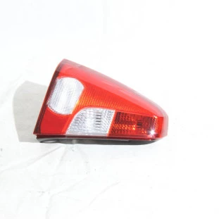 Lanterna Traseira Renault Logan 2008 a 2013 - Esquerdo / Traseiro / Externo - Original