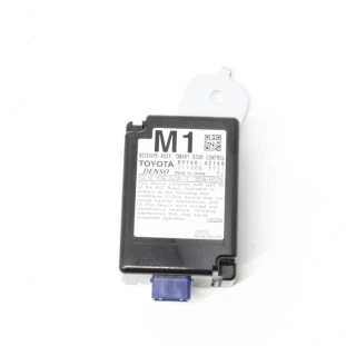 Módulo Controle de Portas Toyota Rav4 2013 a 2017 - Original