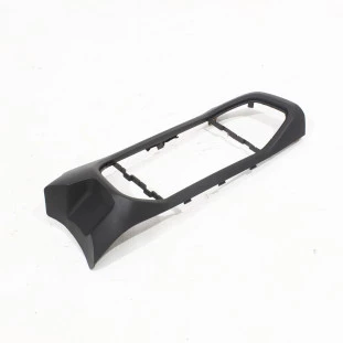Moldura Central Painel Chevrolet Onix 2013 a 2018 - Dianteiro / Central - Original