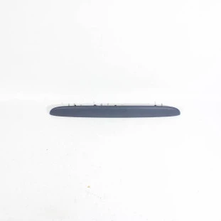 Moldura da Tampa Peugeot Partner 1999 a 2021 - Traseiro / Superior - Original