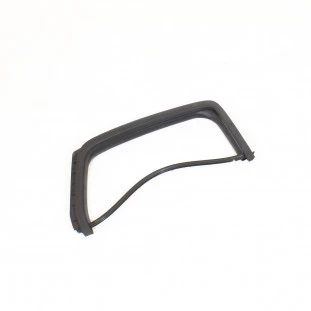 Moldura do Vidro Fixo da Porta Nissan Frontier 2007 a 2021 - Traseiro - Original