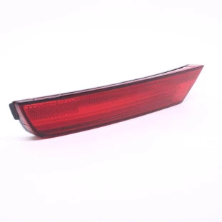 Refletor do Para-Choque Volkswagen Fox 2010 a 2014 - Esquerdo / Traseiro - Original