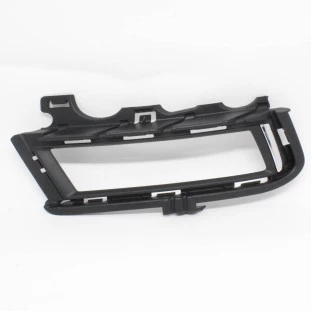 Suporte Farol de Neblina Volkswagen Golf 2016 a 2019 - Direito / Dianteiro / Externo - Original